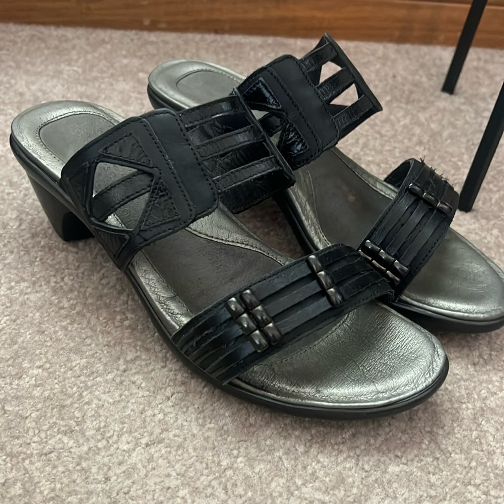 Naot Black Strappy Sandals